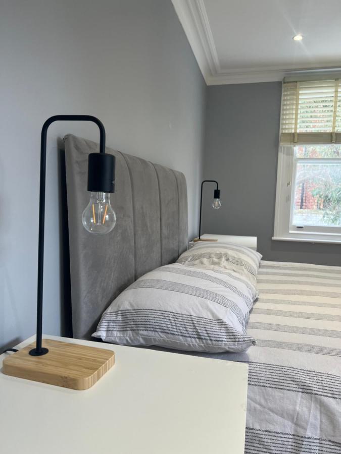 Lovely 2-Bedroom Victorian Flats London Luaran gambar